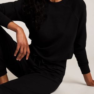 Club Crew in Black