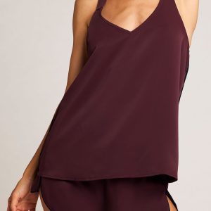 Supreme Tank in Garnet